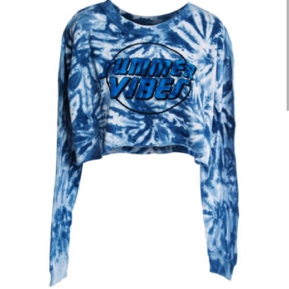 Size Medium Summer Vibes blue tie dye long sleeve crop top